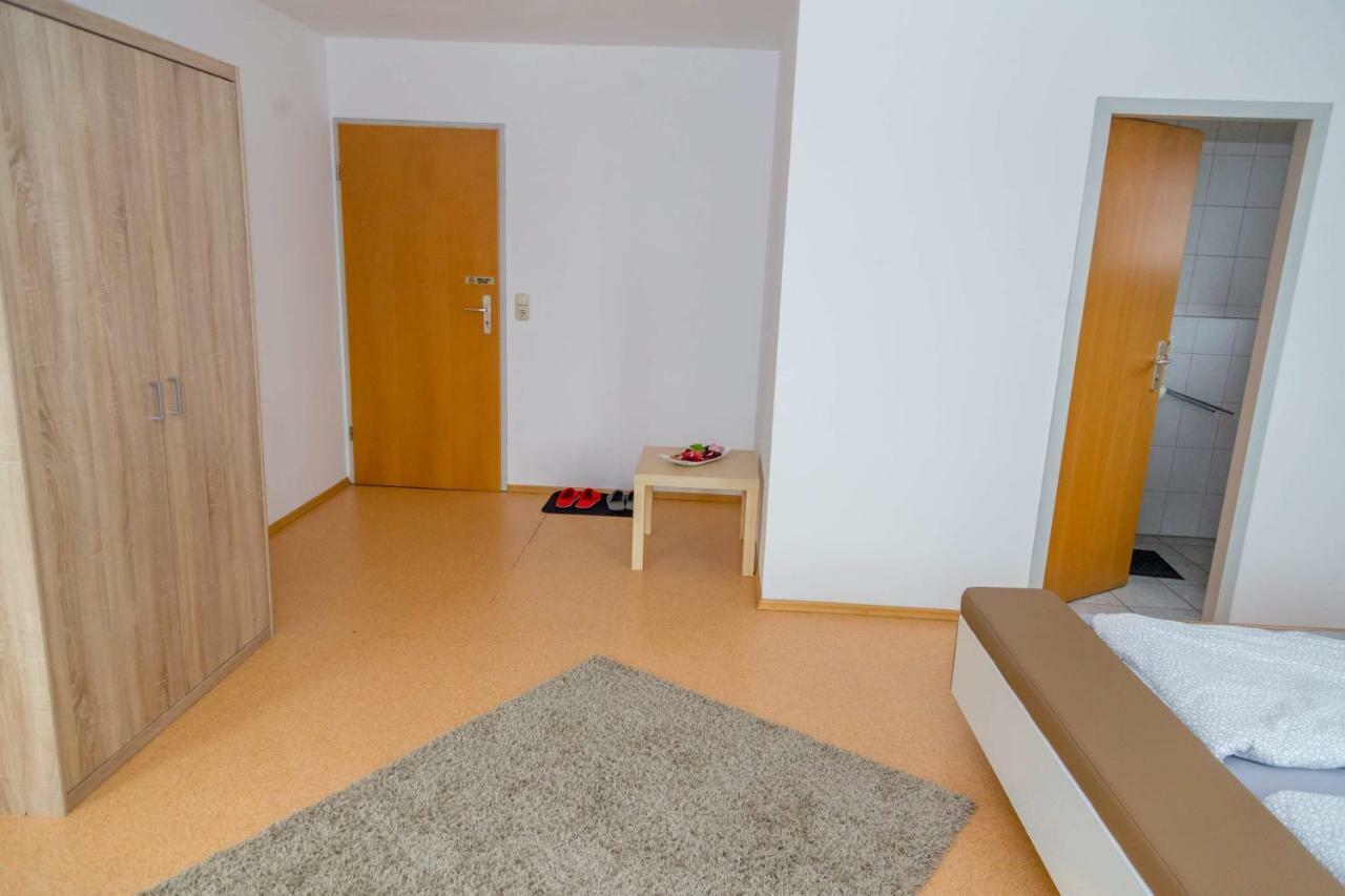 Taverna Unik Saaldorf Exteriör bild